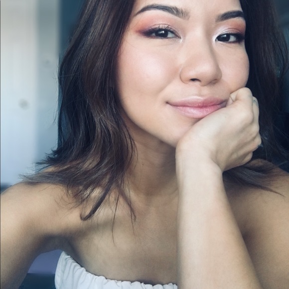 Meet your Posher, Lily - Picture 1 of 1